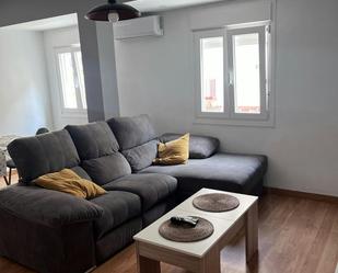 Living room of Flat to rent in  Huelva Capital  with Air Conditioner, Heating and Parquet flooring