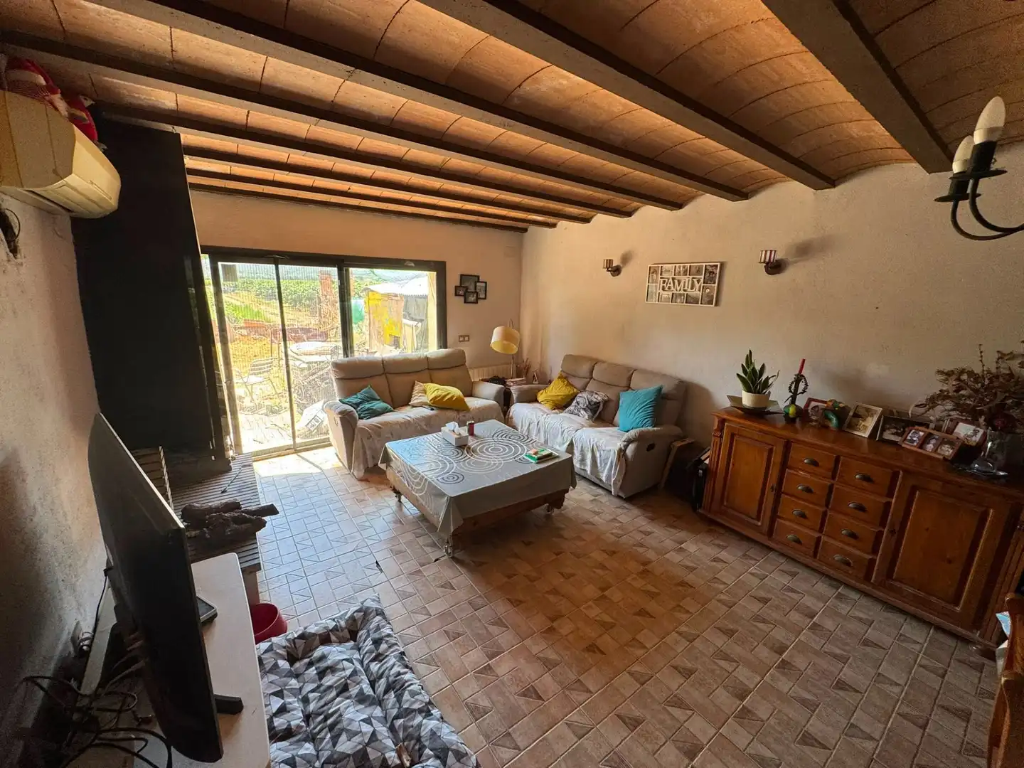 Sala d'estar de Edifici en venda en Benissanet