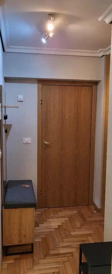 Apartamento de alquiler en Vigo  con Calefacción, Parquet y Amueblado