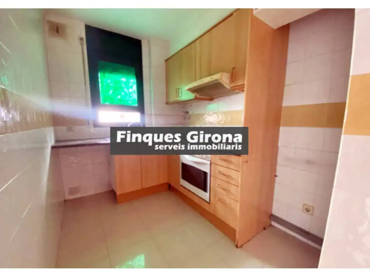 Kitchen of Office for rent in Girona