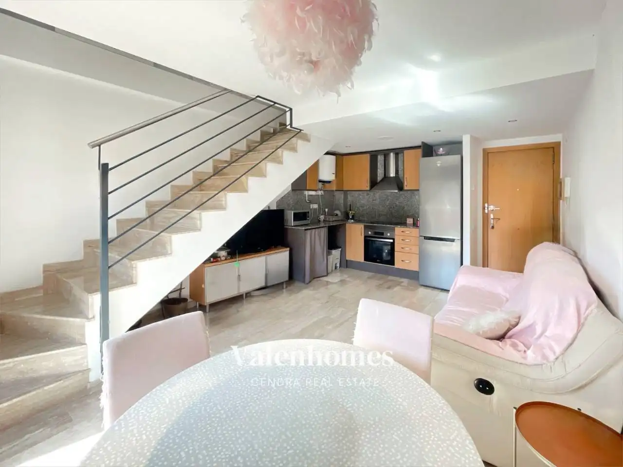 Maisonette zum Verkauf in Rubí mit Klimaanlage, Heizung und Terrasse