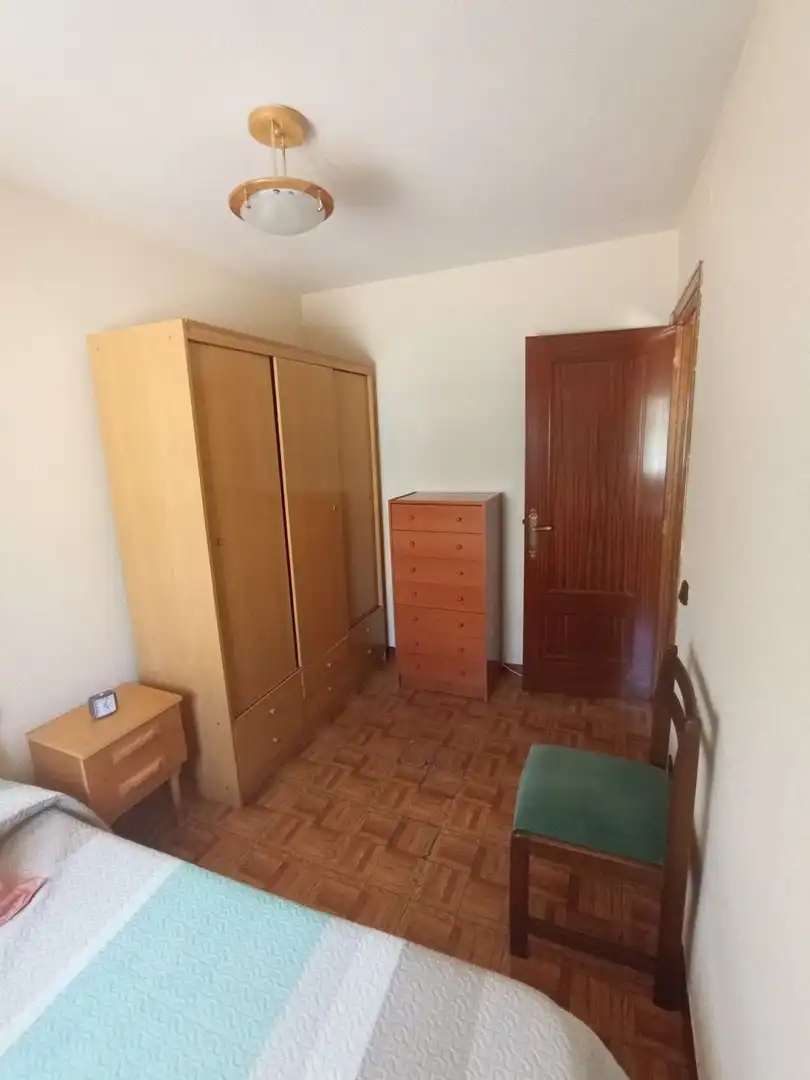 Schlafzimmer von Wohnung zur Miete in Madrid mit Klimaanlage, Heizung und Terrasse