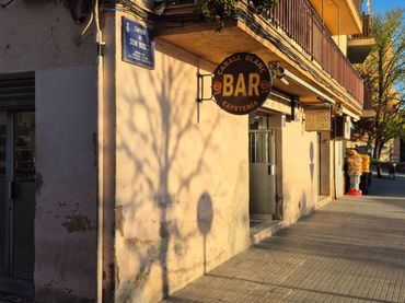 Local comercial en traspàs a Dom bosco 219