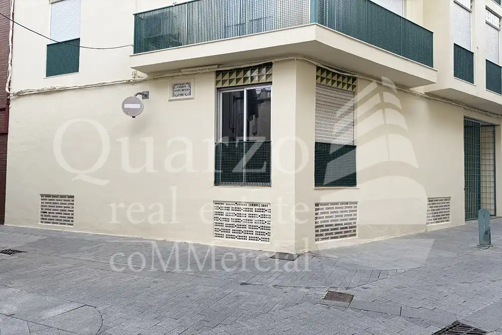 Vista exterior de Local en venta en Pego con Calefacción y Amueblado