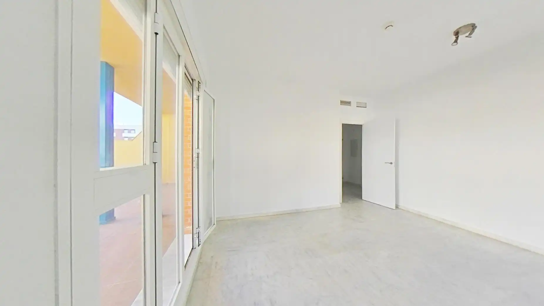 Apartamento en venta en Av Aeronaútica, Urbadiez - Entrepuentes