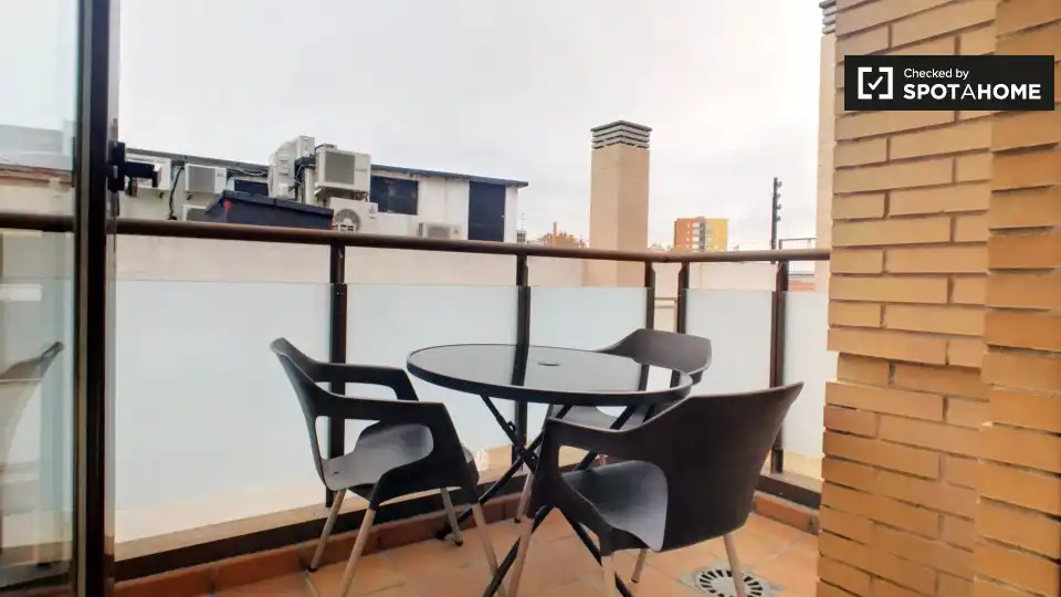 Wohnung zur Miete in Adelfas