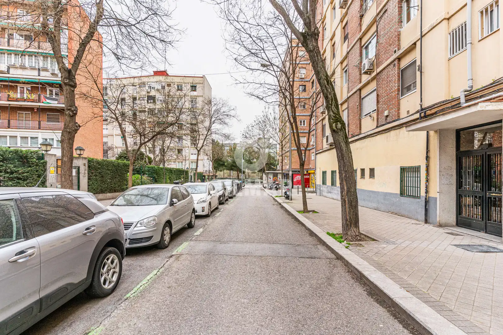 Vista exterior de Piso en venta en Madrid con Calefacción