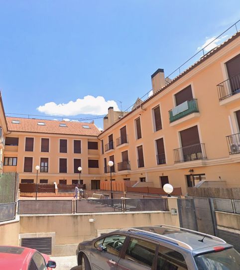 Foto 2 de Piso en venta en De San Isidoro , Tarancón, Cuenca