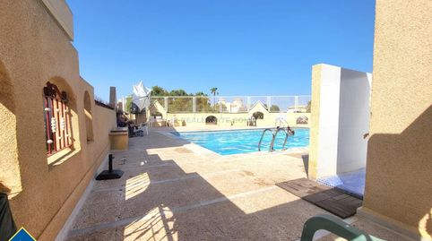Casa con piscina comunitaria, en la provincia de Alicante, en la ciudad de Orihuela Costa. 3 habitaciones | 80 m² | 1 kilómetro de, imatge 4