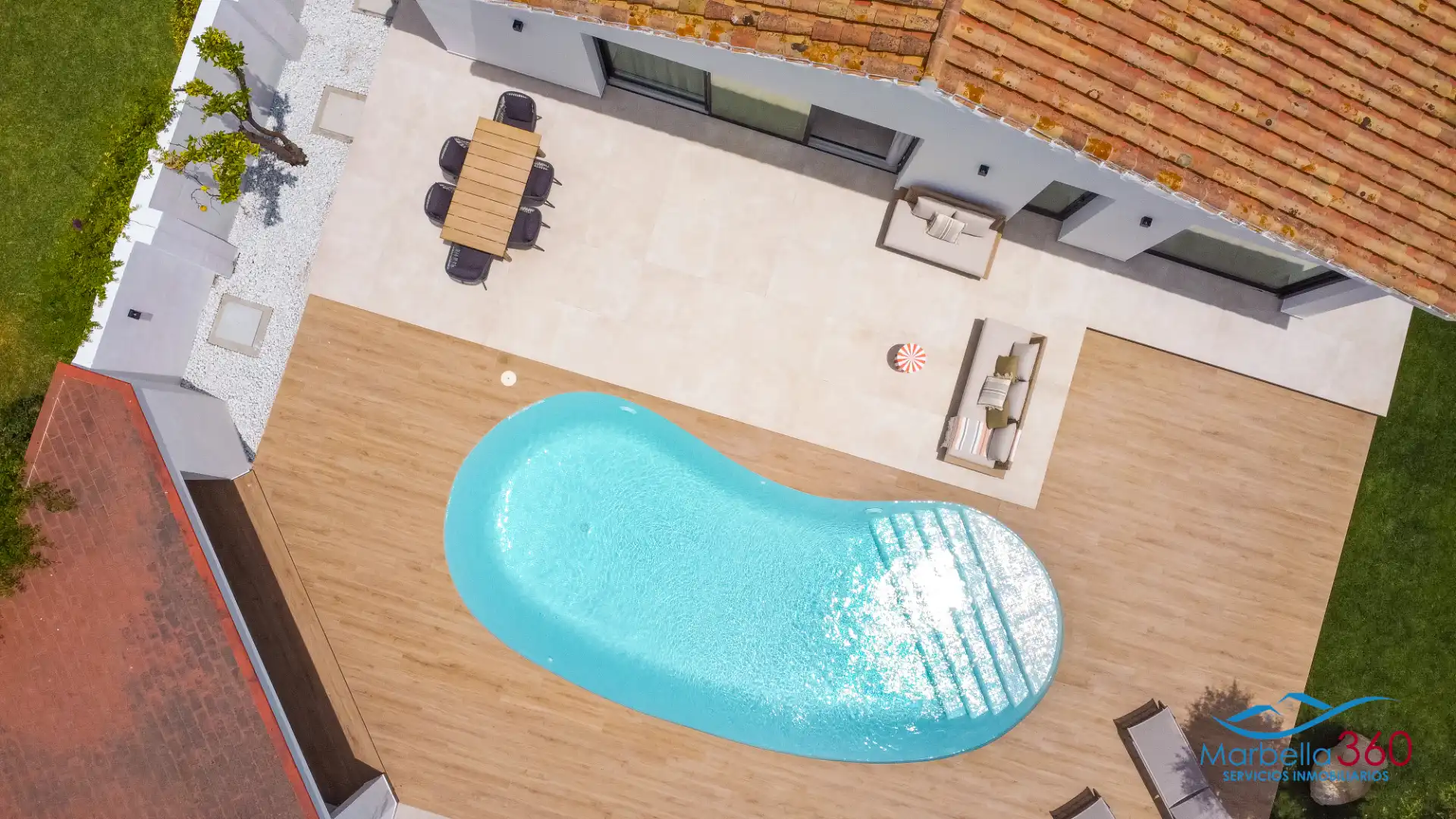 Piscina de Casa o chalet en venta en Estepona con Aire acondicionado, Calefacción y Jardín privado