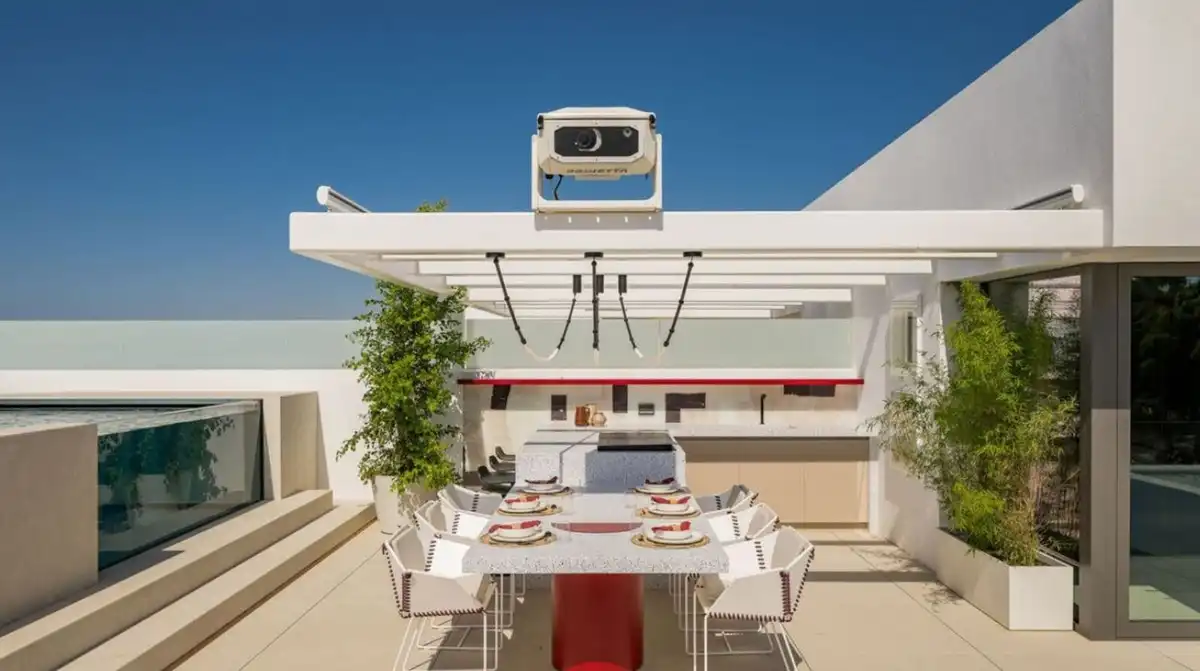 Terrasse von Haus oder Chalet zum Verkauf in Marbella mit Klimaanlage, Privatgarten und Terrasse