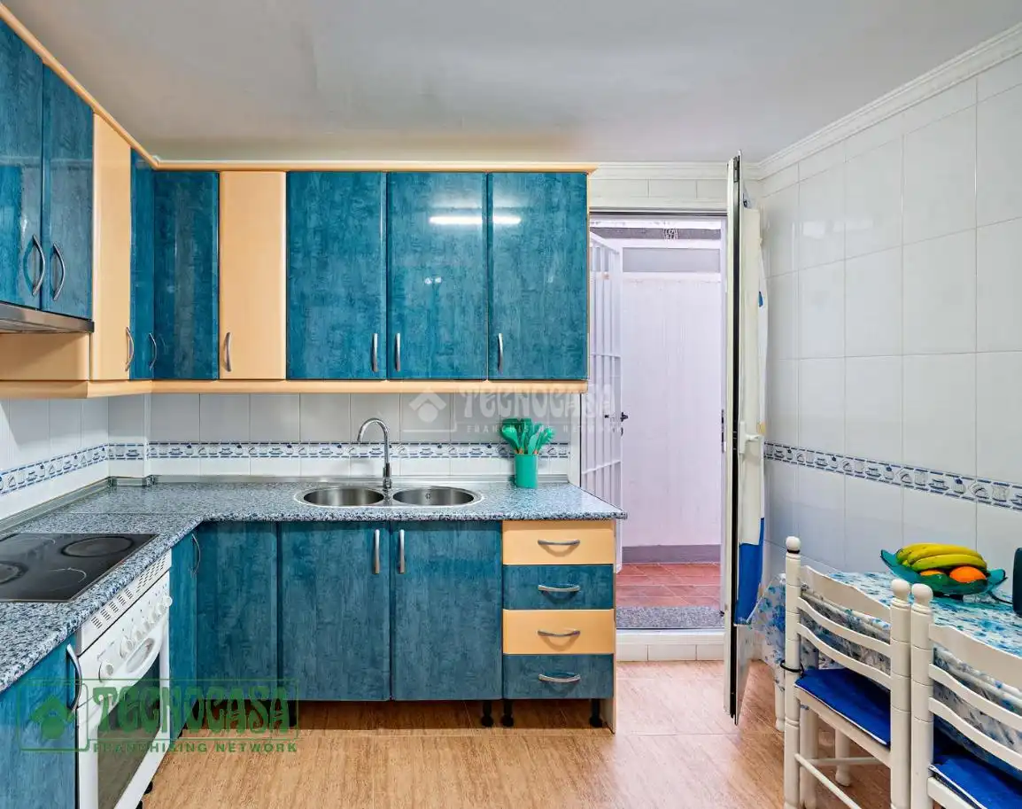 Cocina de Piso en venta en Roquetas de Mar con Aire acondicionado, Calefacción y Amueblado
