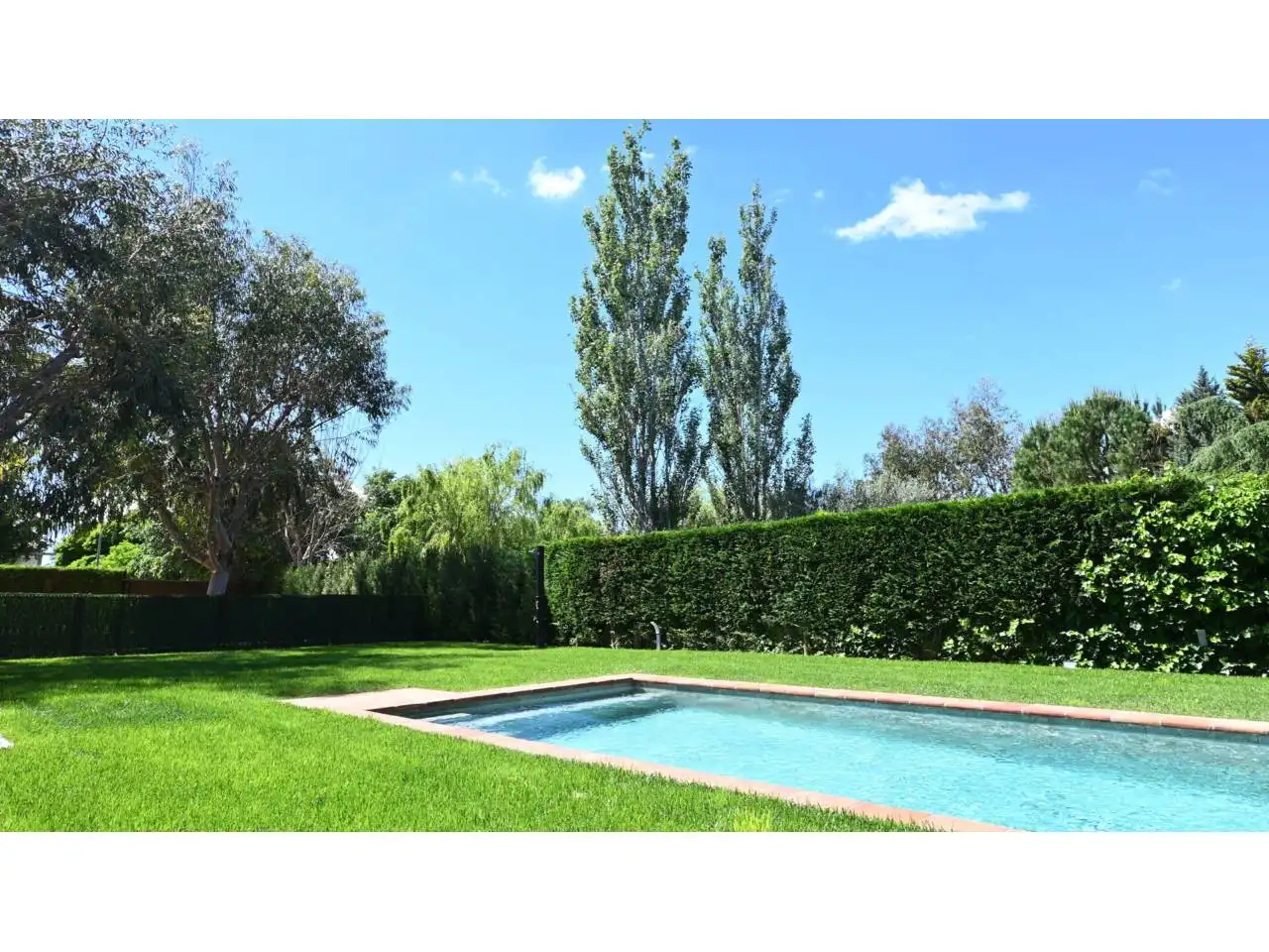 Piscina de Casa o chalet de alquiler en La Tallada d'Empordà con Aire acondicionado, Calefacción y Jardín privado
