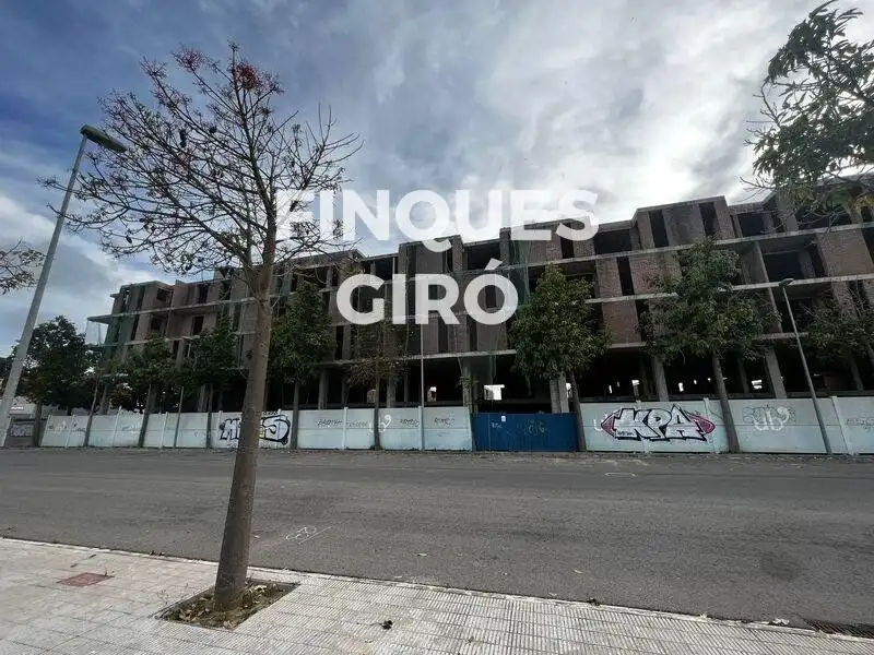 Edifici en venda a ABADESSA EMMA, El Tancat - Mas d'en Gual