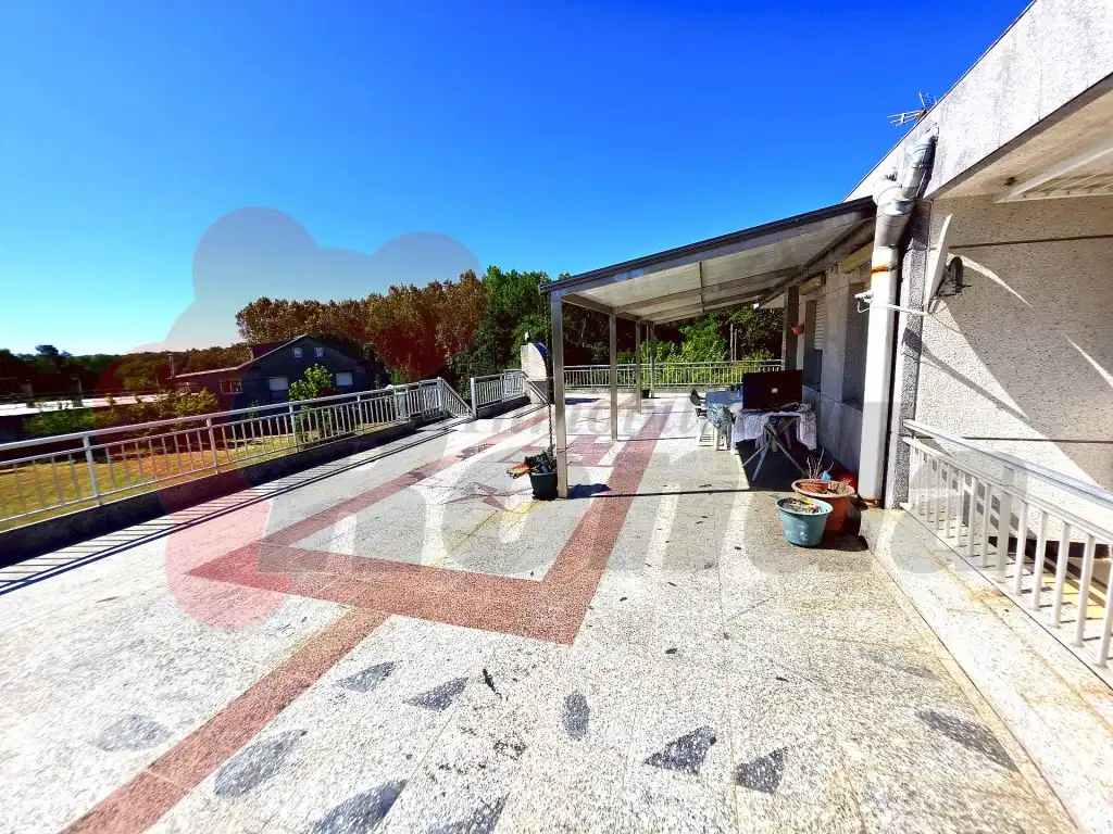 Terrace of Houses for sale in Lugo  with Terrace and Furnished