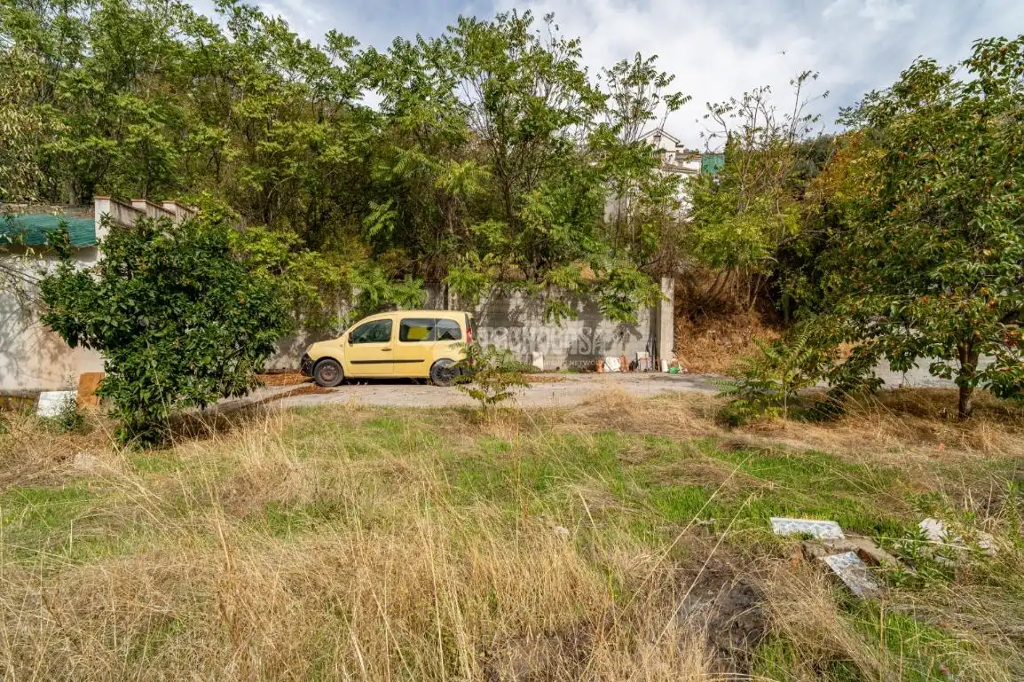 Terreno industrial en venta en Albaicín