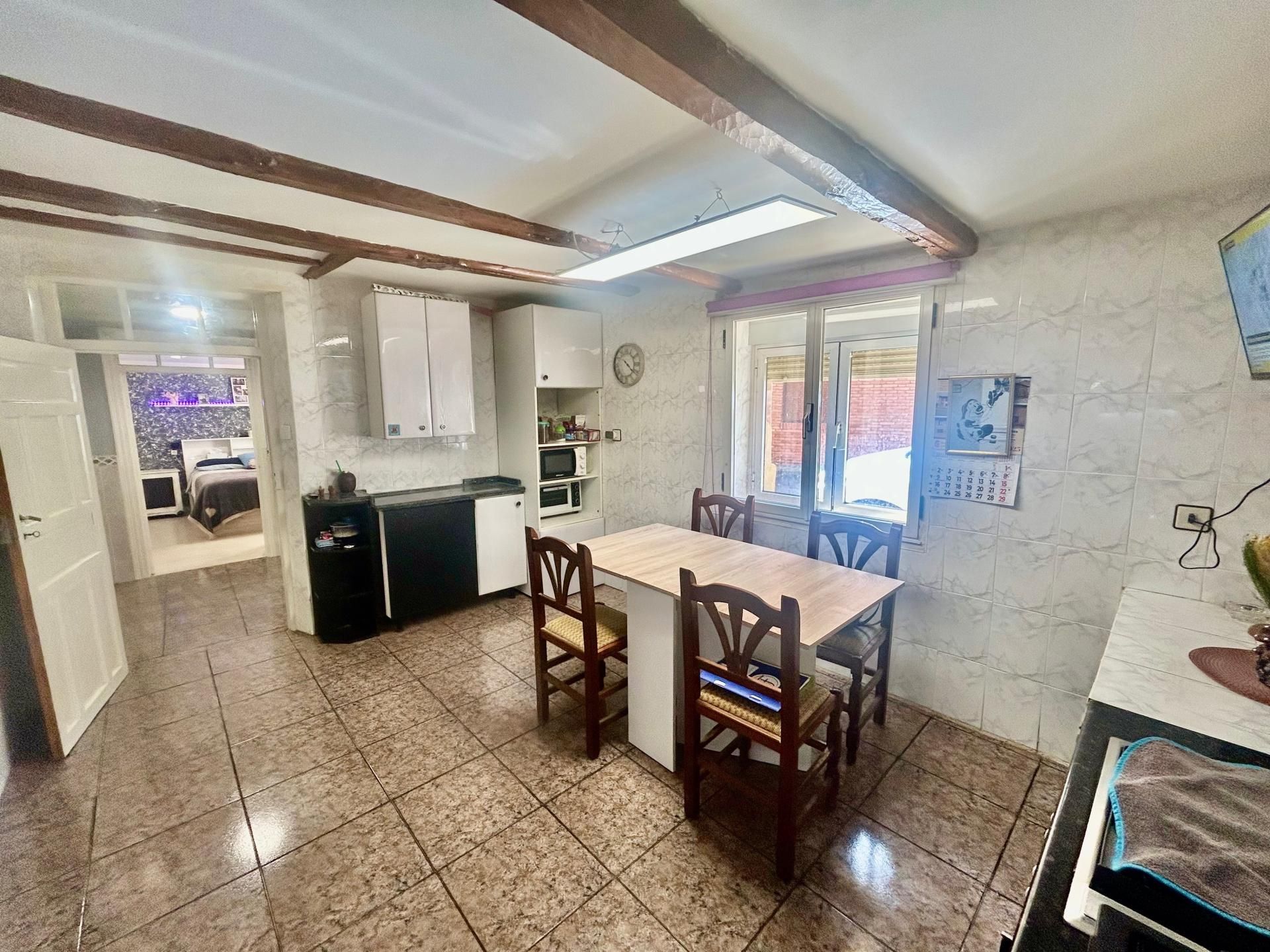 Cuina de Casa adosada en venda en Santa Cristina de Valmadrigal