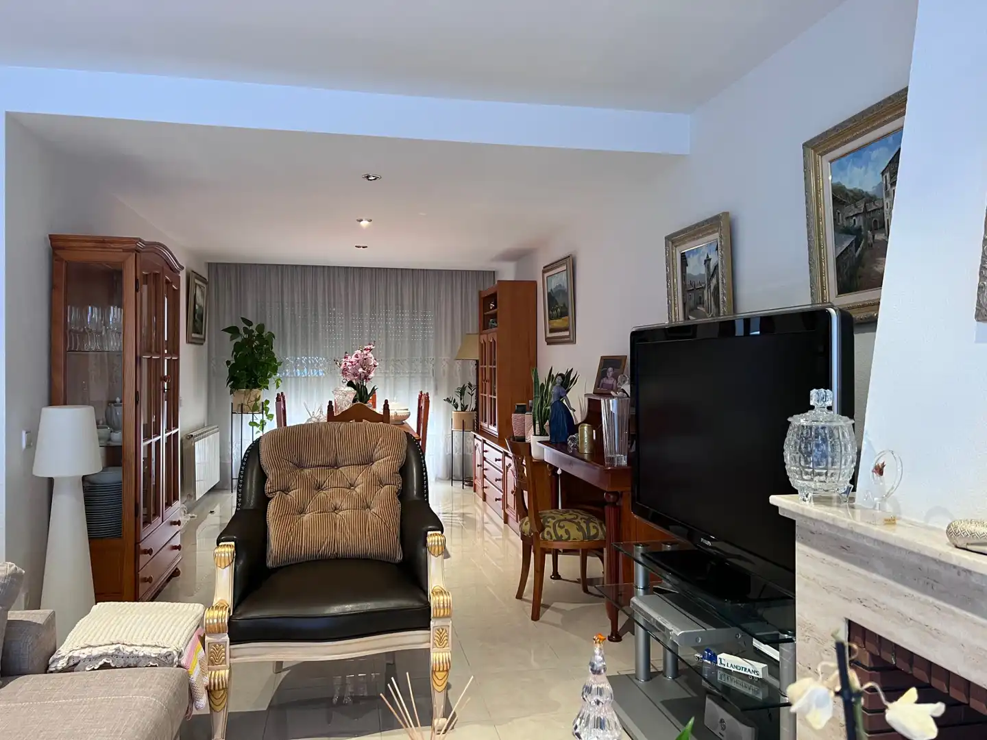 Sala de estar de Casa adosada en venta en Premià de Dalt con Aire acondicionado, Calefacción y Terraza