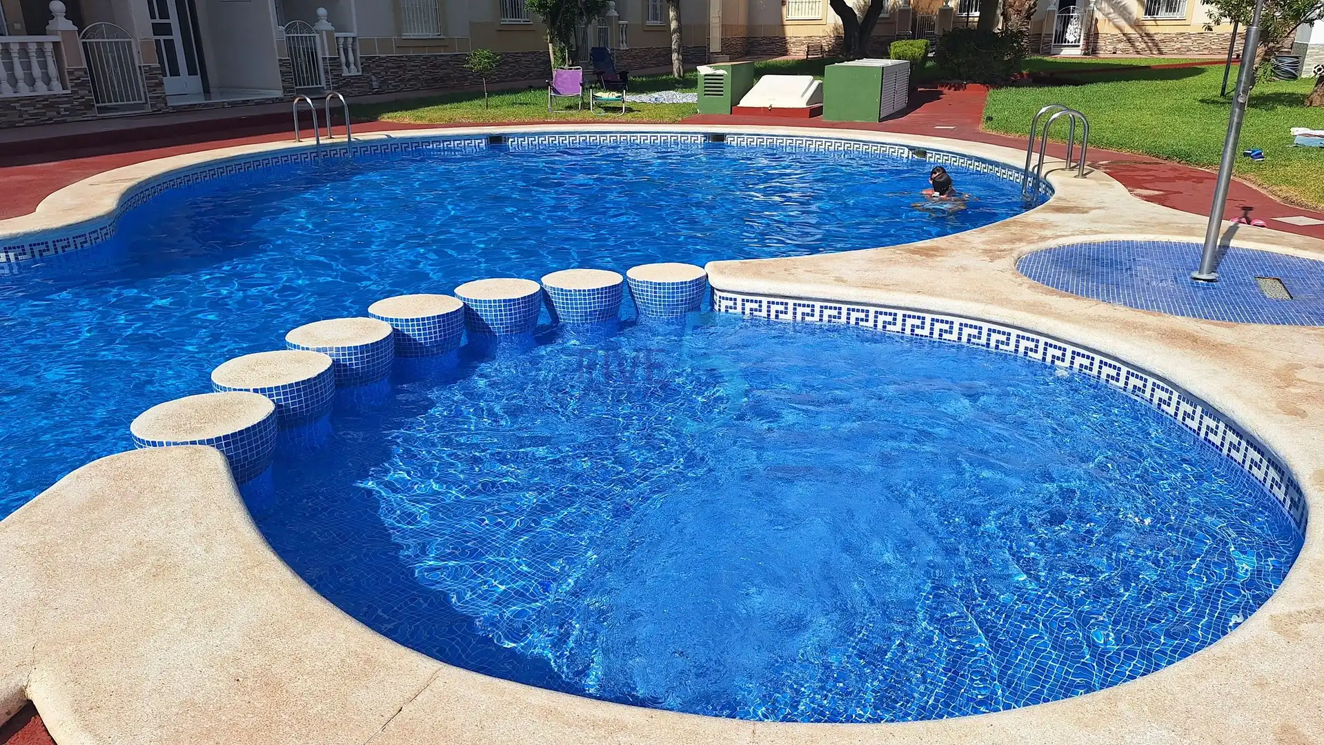 Piscina de Estudi en venda en Torrevieja amb Aire condicionat, Piscina i Balcó