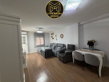 Casa con balcón en venta en Peñamefecit - Avda Barcelona