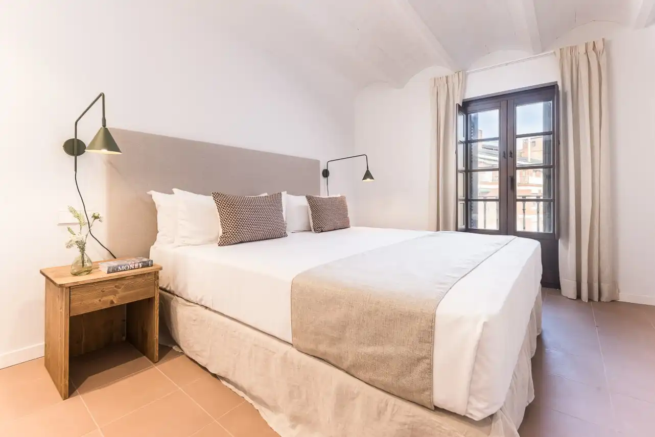 Bedroom of Apartments for rent in Valencia  with Air Conditioner, Heating and Private garden