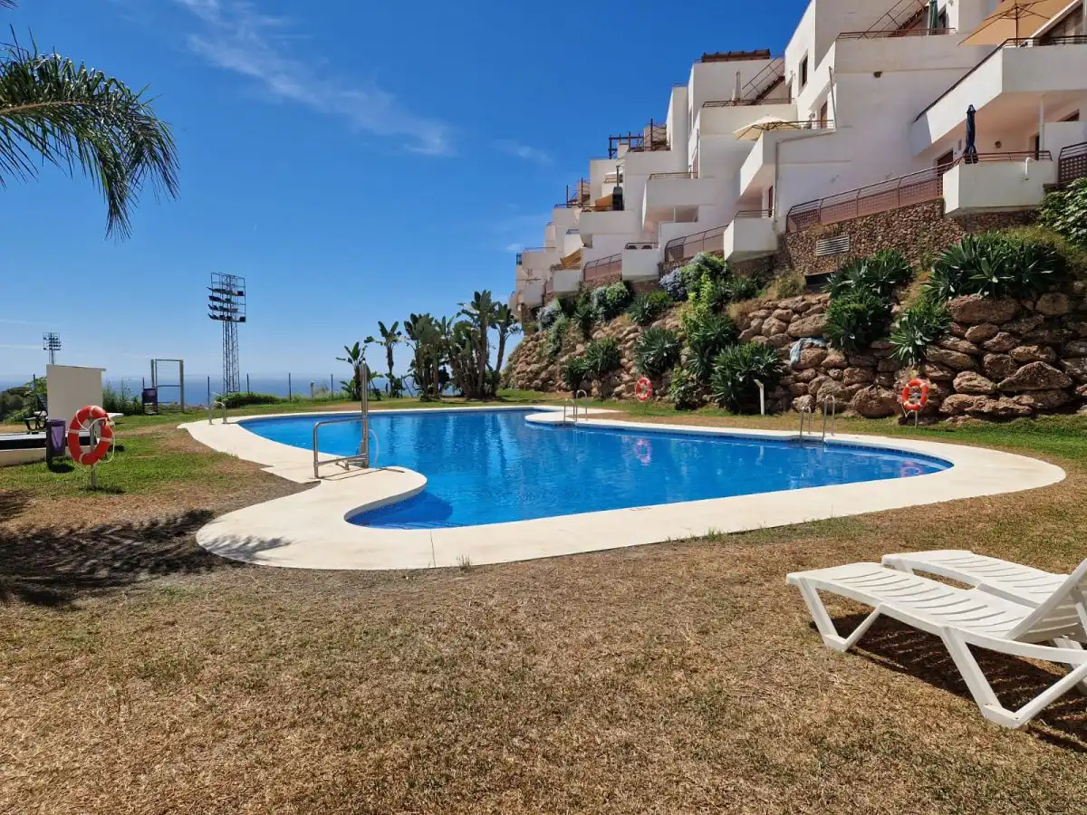 Piso en venta en Almijara