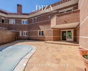 Exterior view of House or chalet to rent in  Madrid Capital  with Heating, Private garden and Terrace