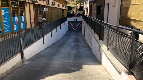 Foto 2 de Garatge de lloguer a Avenida Puerta del Mar, 4, Playa Bajadilla - Puertos, Marbella