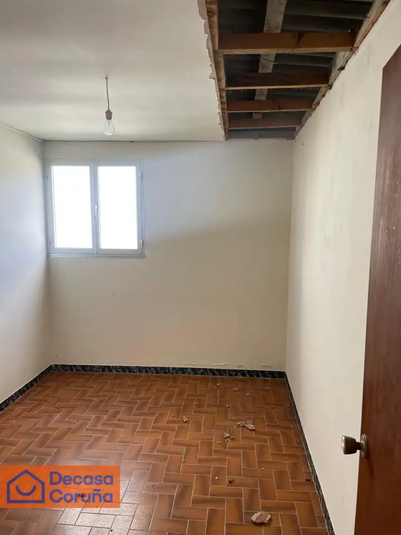 Habitación de Casa o chalet en venta en A Laracha   con Jardín privado y Terraza