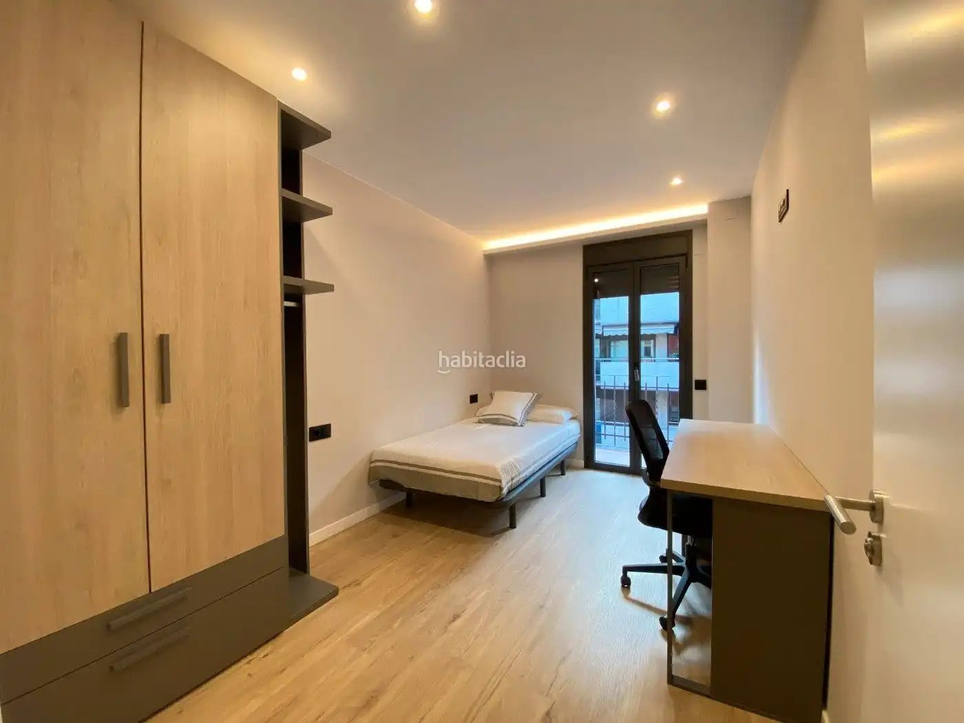 Apartamento con ascensor en alquiler en Carrer de Font i Quer 1, imagen 3