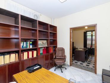 Office space with lift to rent in Calle SAN ANTON