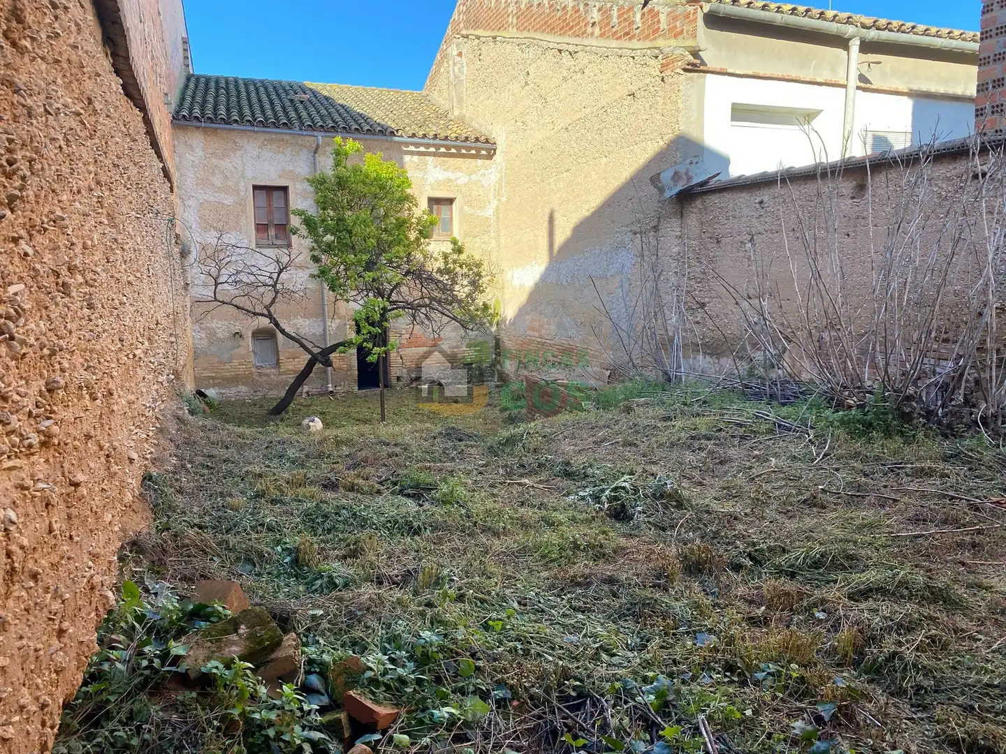 Houses for sale in Vila-sana  with Private garden and Balcony