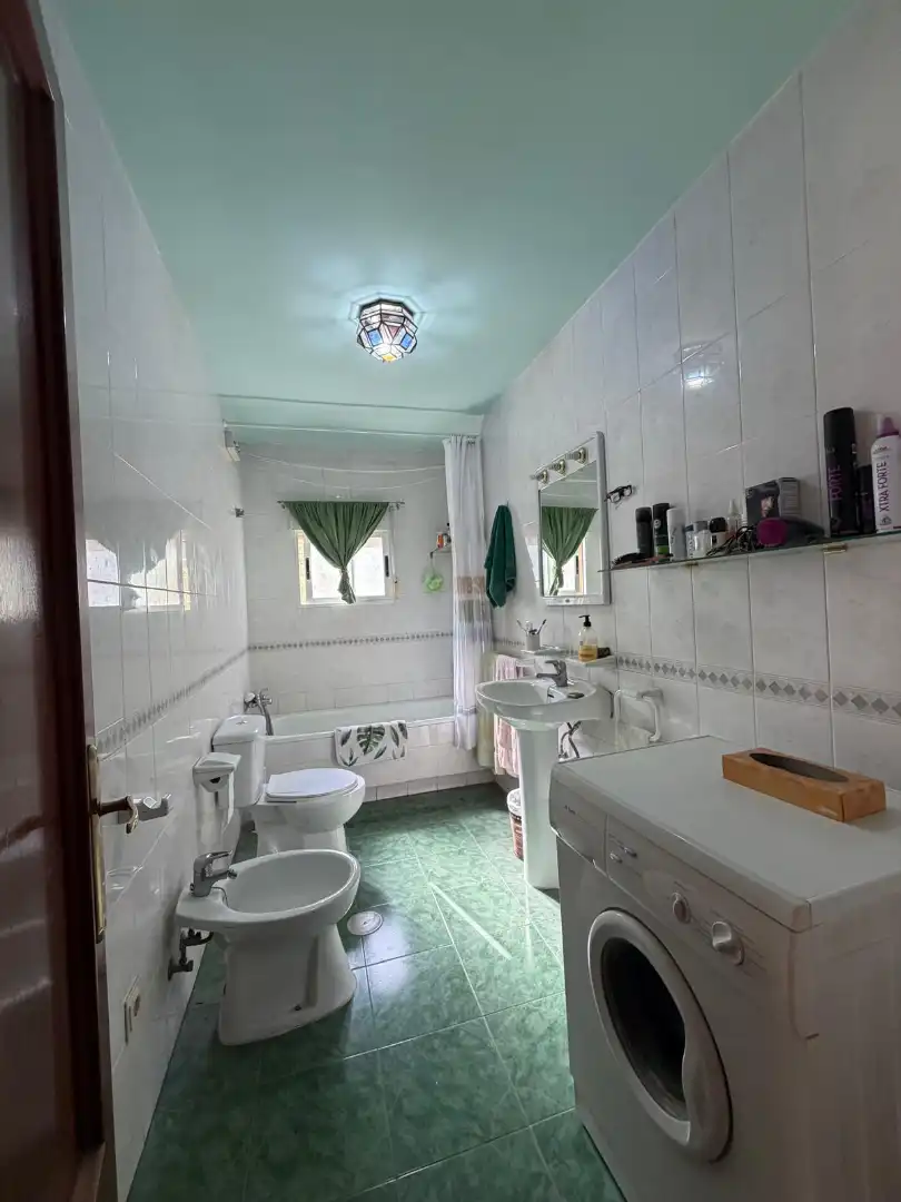 Baño de Finca rústica en venta en Traspinedo con Calefacción, Jardín privado y Terraza