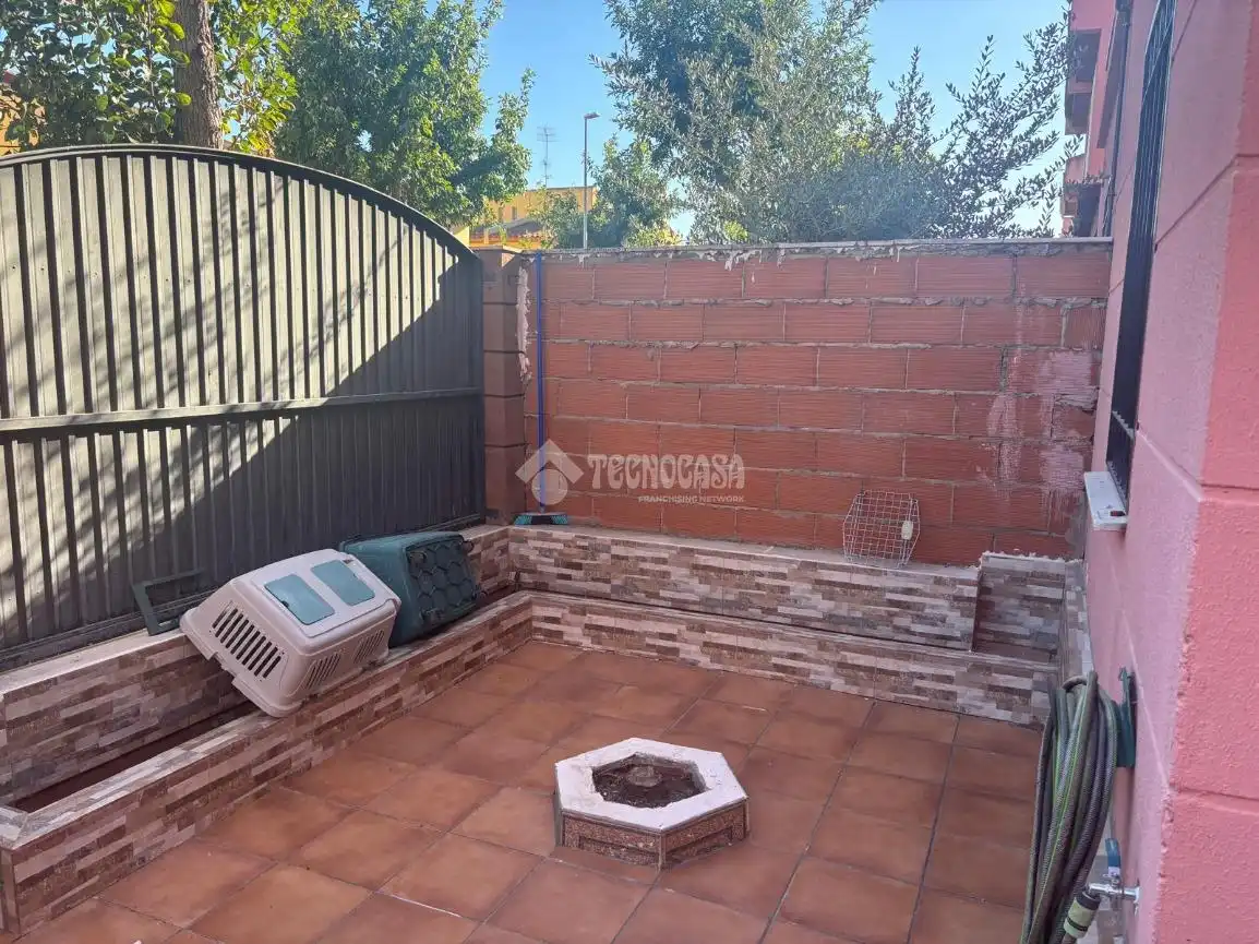 Casa aparellada en venda a Casco Antiguo, imagen 5
