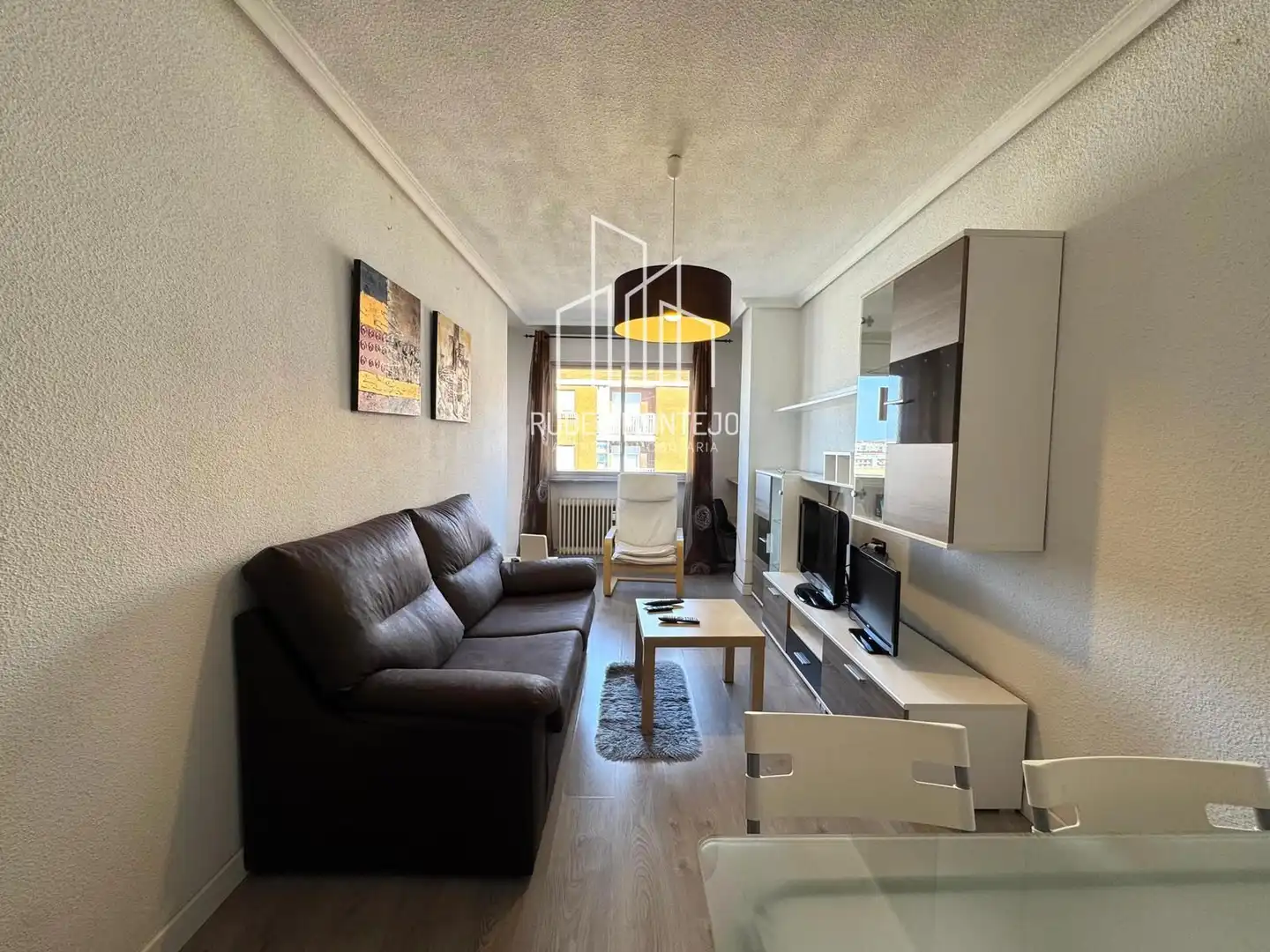 Wohnzimmer von Wohnung zur untervermieten in Salamanca mit Heizung, Terrasse und Möbliert