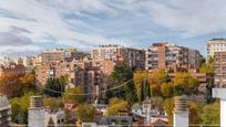 Exterior view of Attic for sale in  Madrid Capital  with Terrace