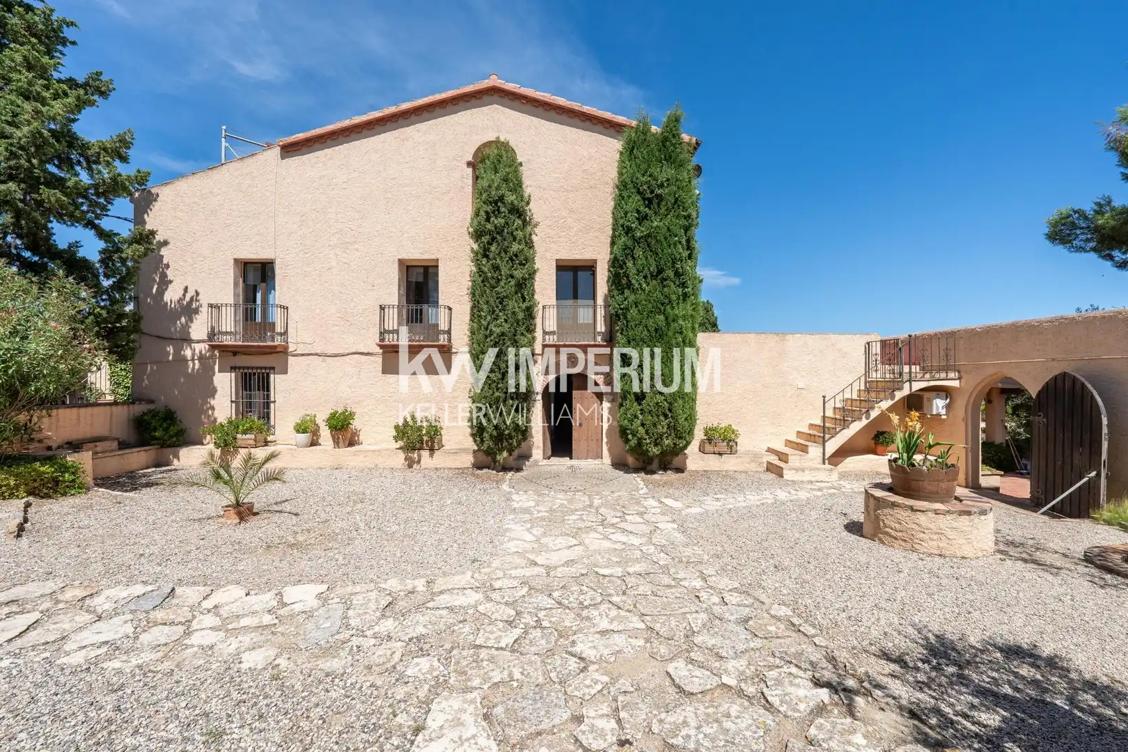 Vista exterior de Finca rústica en venda en El Molar (Tarragona) amb Aire condicionat, Calefacció i Jardí privat