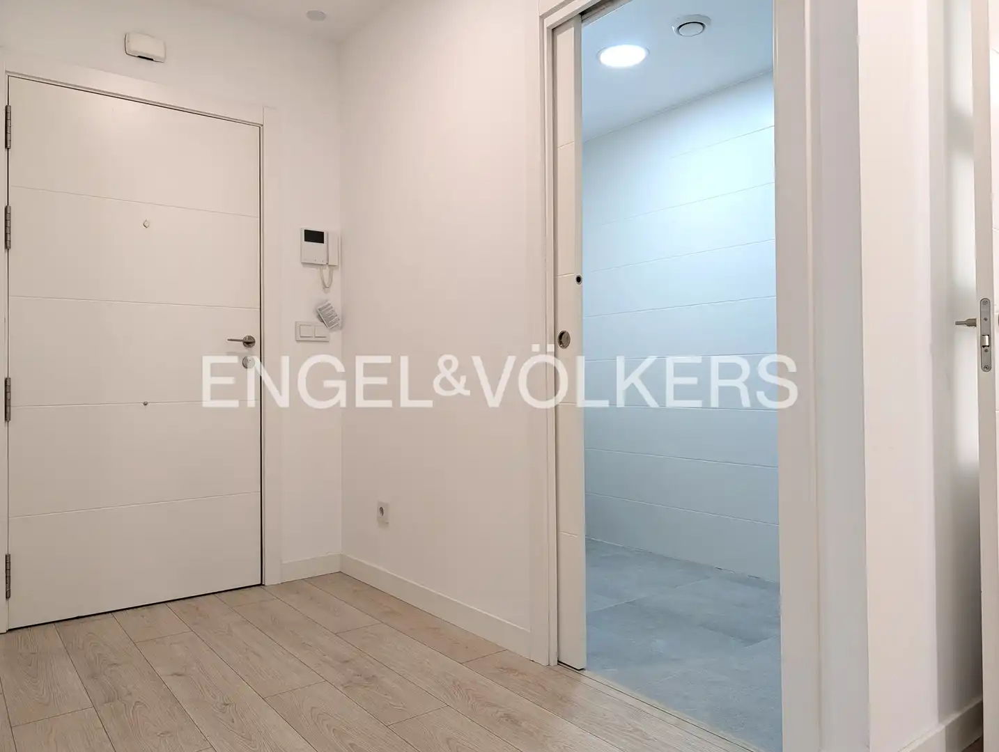 Flat for rent in Vigo   with Heating and Balcony