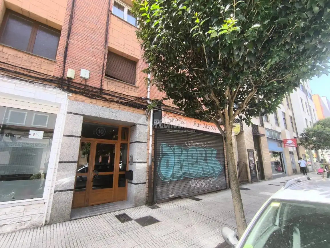 Vista exterior de Dúplex en venta en Gijón 