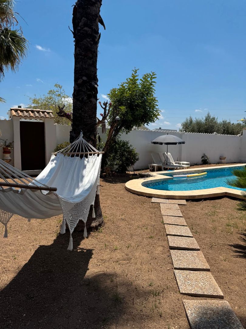 Piscina de Casa o chalet en venta en L'Eliana con Aire acondicionado, Calefacción y Jardín privado