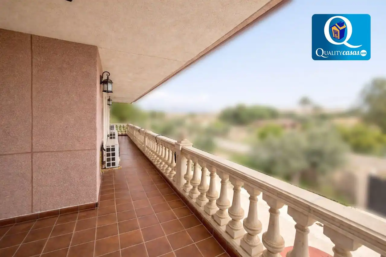 Chalet en venta en Partidas de Alicante
