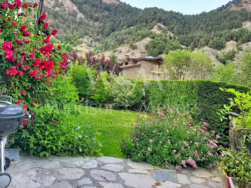 4-bedroom chalet for sale in Xixerella, La Massana · 55 of 60