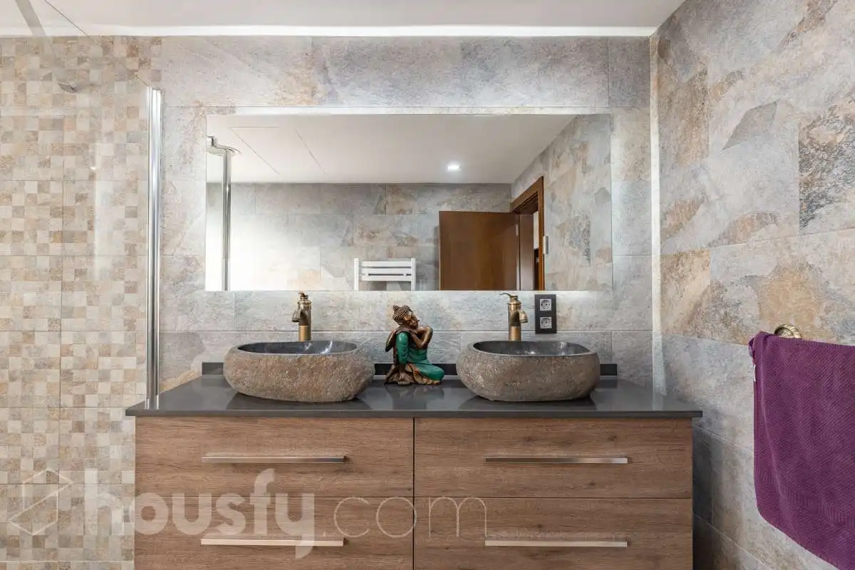 Bany de Casa o xalet en venda en Abrera, Barcelona