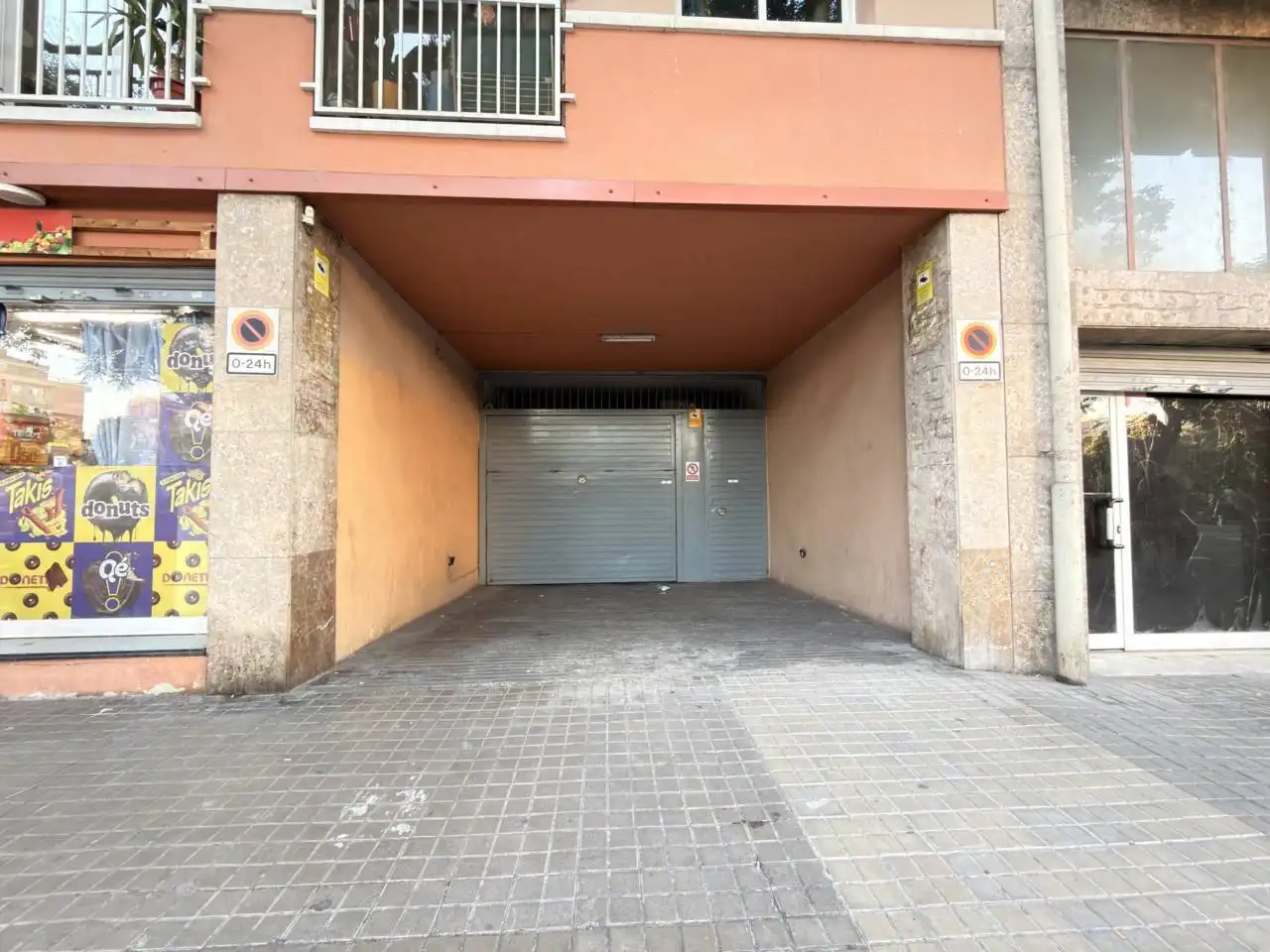 Parking of Garage for rent in Barcelona  with Alarm