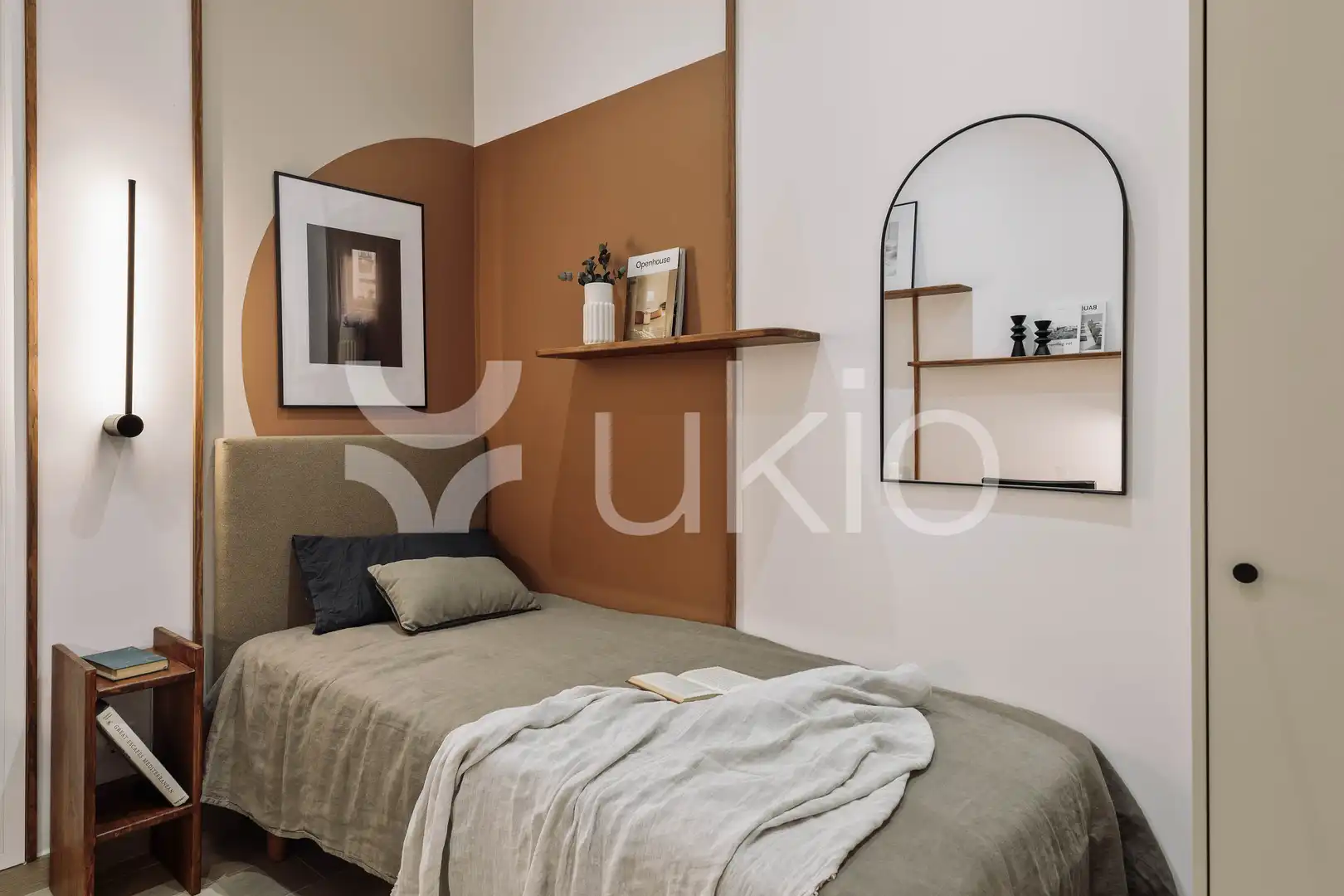 Bedroom of Apartments for rent in Barcelona  with Air Conditioner, Heating and Terrace