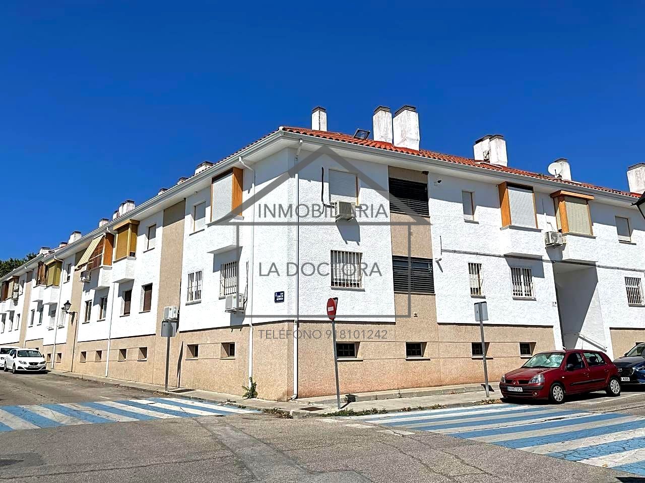 Vista exterior de Pis en venda en Sevilla la Nueva