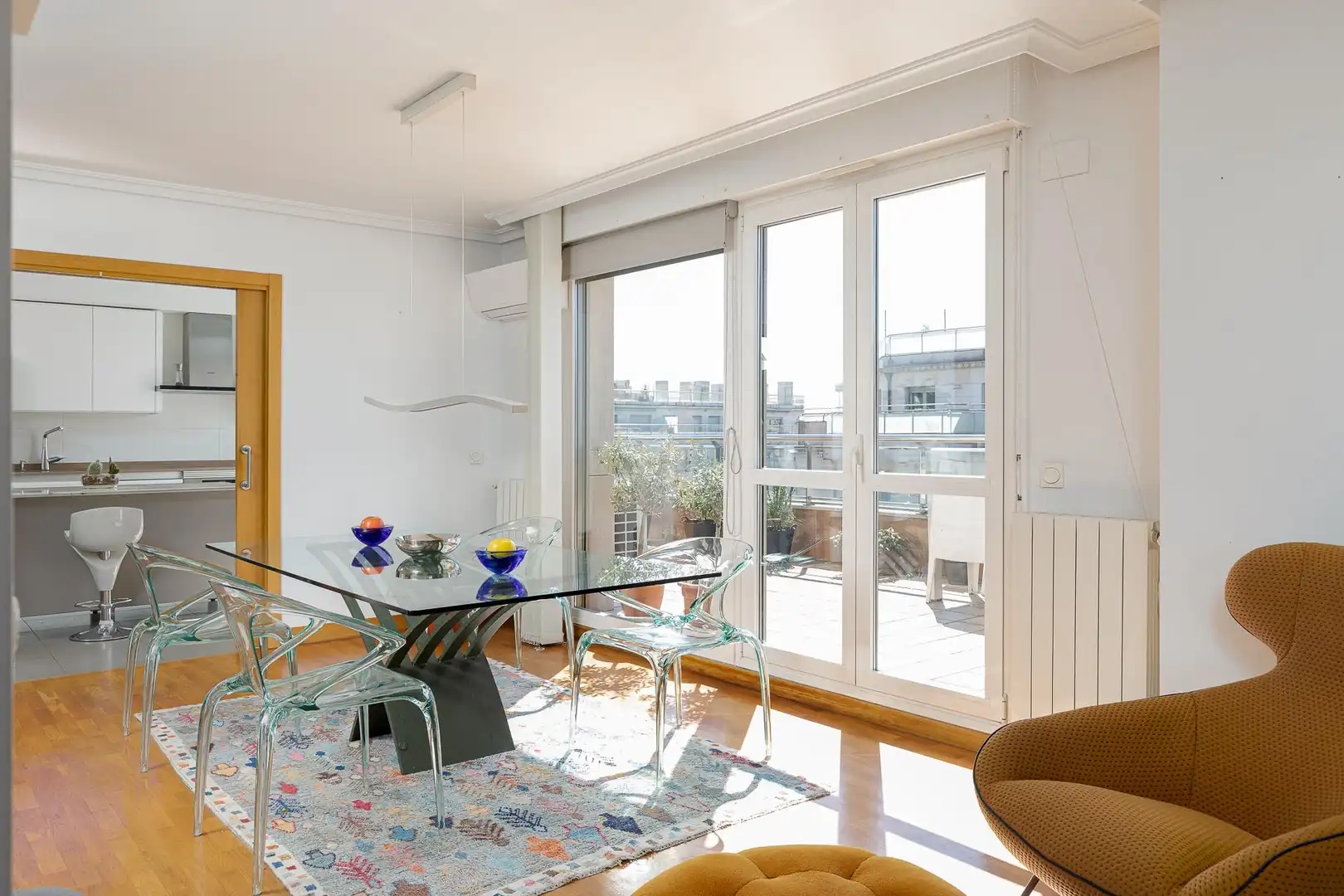 Esszimmer von Dachboden zum Verkauf in Donostia - San Sebastián  mit Klimaanlage, Heizung und Terrasse