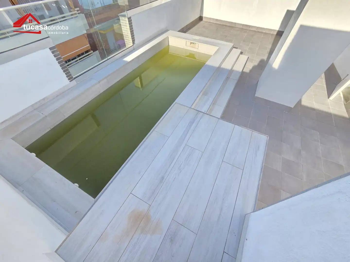 Swimming pool of Flat for sale in Córdoba  with Terrace and Community pool