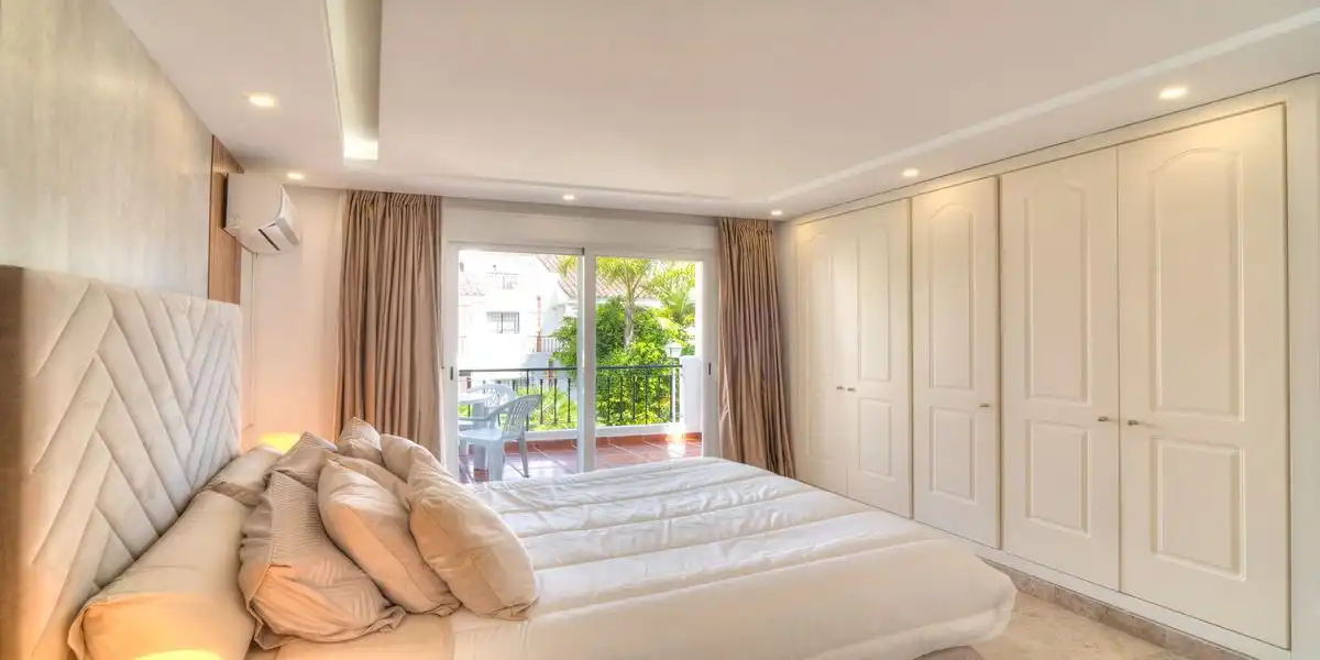 Adosado con terraza en venta en Nueva Andalucía, imagen 8