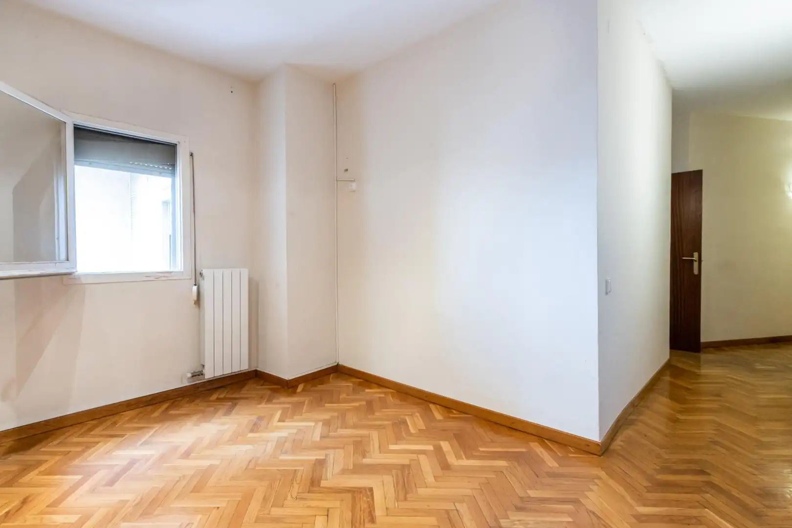 Bedroom of Attic for sale in Sabadell  with Air Conditioner, Heating and Parquet flooring